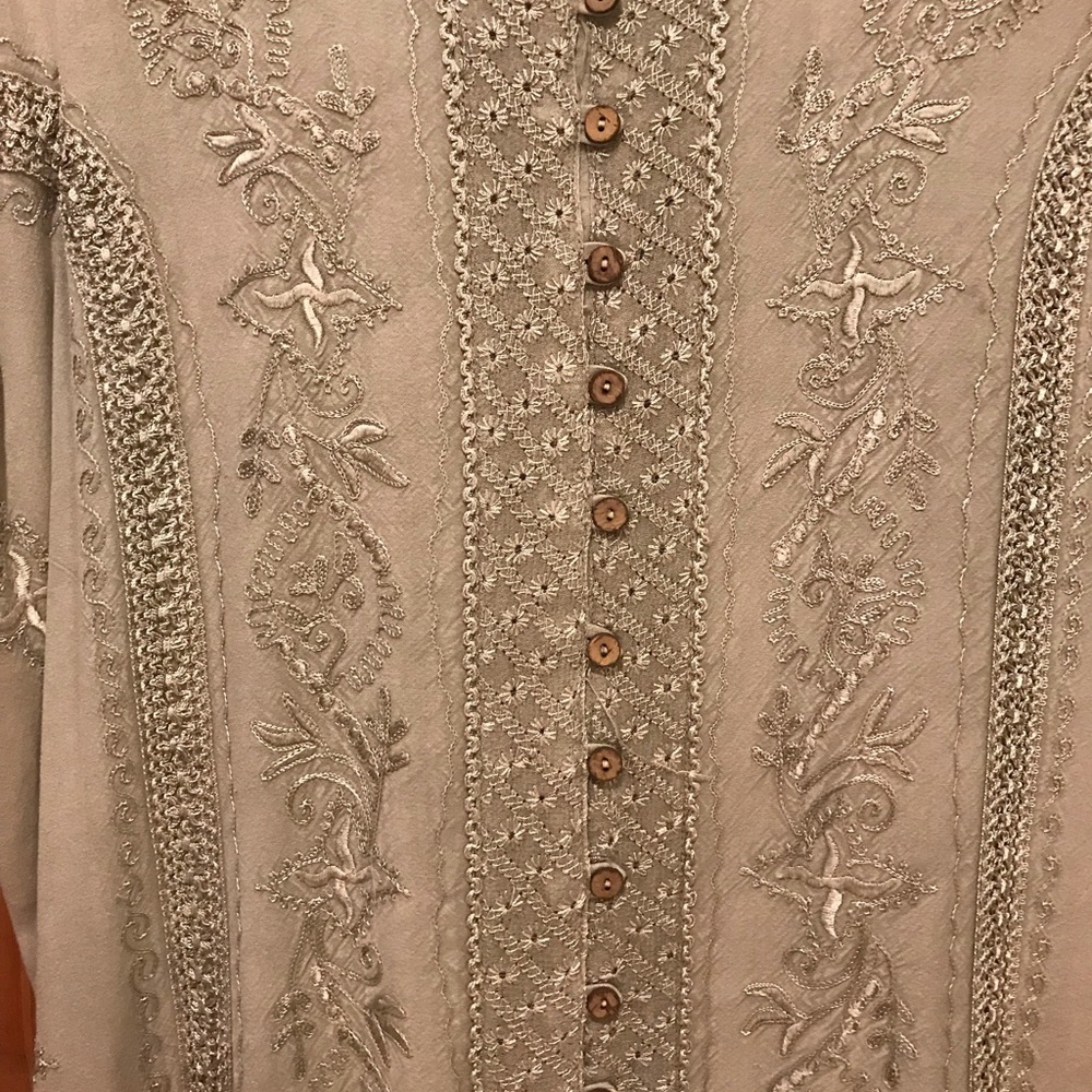 Embroidered BoHo top - Picture 2 of 7